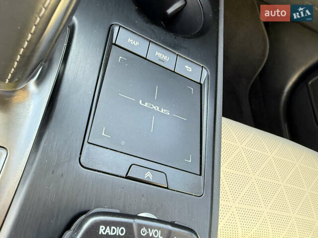 Зеленый Лексус UX, объемом двигателя 0 л и пробегом 162 тыс. км за 23199 $, фото 24 на Automoto.ua