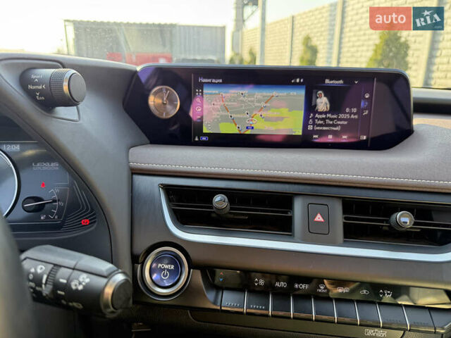 Зеленый Лексус UX, объемом двигателя 0 л и пробегом 162 тыс. км за 23199 $, фото 25 на Automoto.ua