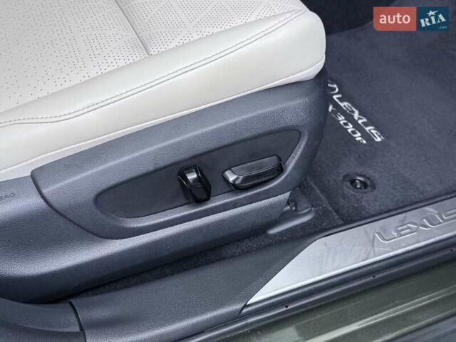 Зеленый Лексус UX, объемом двигателя 0 л и пробегом 162 тыс. км за 23199 $, фото 58 на Automoto.ua