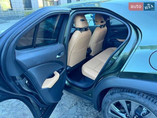 Зеленый Лексус UX, объемом двигателя 1.99 л и пробегом 17 тыс. км за 38600 $, фото 20 на Automoto.ua