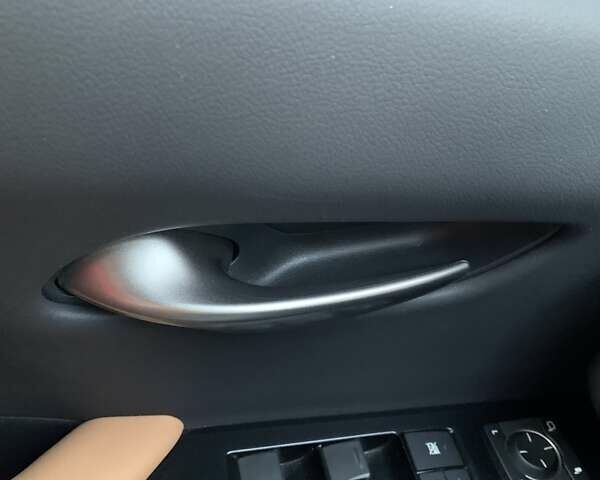 Зелений Лексус UX, об'ємом двигуна 1.99 л та пробігом 15 тис. км за 41200 $, фото 12 на Automoto.ua