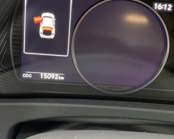 Зелений Лексус UX, об'ємом двигуна 1.99 л та пробігом 15 тис. км за 41200 $, фото 13 на Automoto.ua