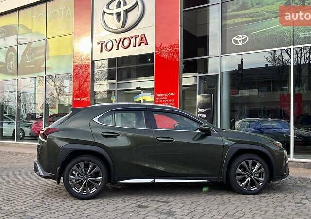 Зеленый Лексус UX, объемом двигателя 2 л и пробегом 8 тыс. км за 41000 $, фото 16 на Automoto.ua