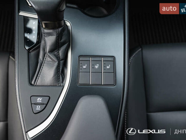 Лексус UX 2023 в Днепре (Днепропетровске) на Automoto.ua Зеленый Лексус UX, объемом двигателя 2 л и пробегом 16 тыс. км за 40292 $, фото 28 на Automoto.ua