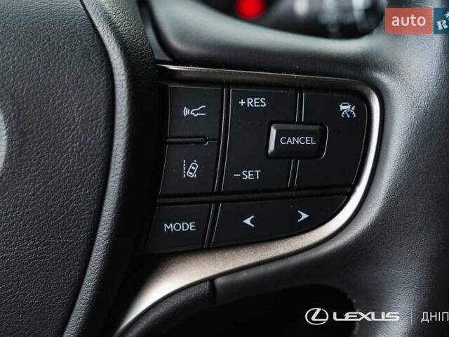 Лексус UX 2023 в Днепре (Днепропетровске) на Automoto.ua Зеленый Лексус UX, объемом двигателя 2 л и пробегом 16 тыс. км за 40292 $, фото 21 на Automoto.ua