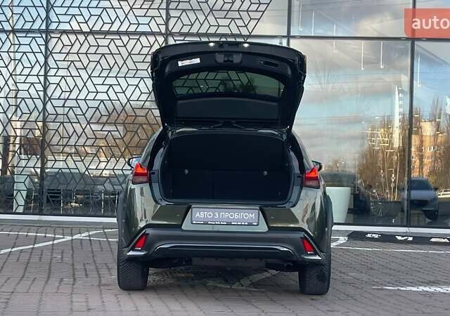 Зелений Лексус UX, об'ємом двигуна 1.99 л та пробігом 8 тис. км за 40790 $, фото 9 на Automoto.ua