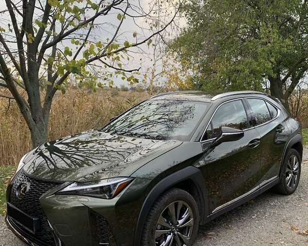 Зелений Лексус UX, об'ємом двигуна 1.99 л та пробігом 15 тис. км за 41200 $, фото 1 на Automoto.ua