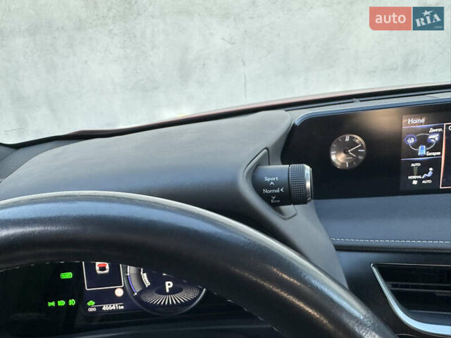 Оранжевый Лексус UX, объемом двигателя 1.99 л и пробегом 45 тыс. км за 29000 $, фото 35 на Automoto.ua