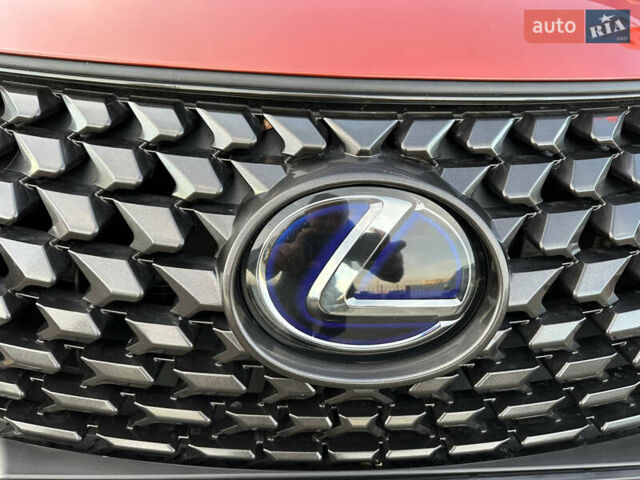 Оранжевый Лексус UX, объемом двигателя 1.99 л и пробегом 45 тыс. км за 29000 $, фото 16 на Automoto.ua