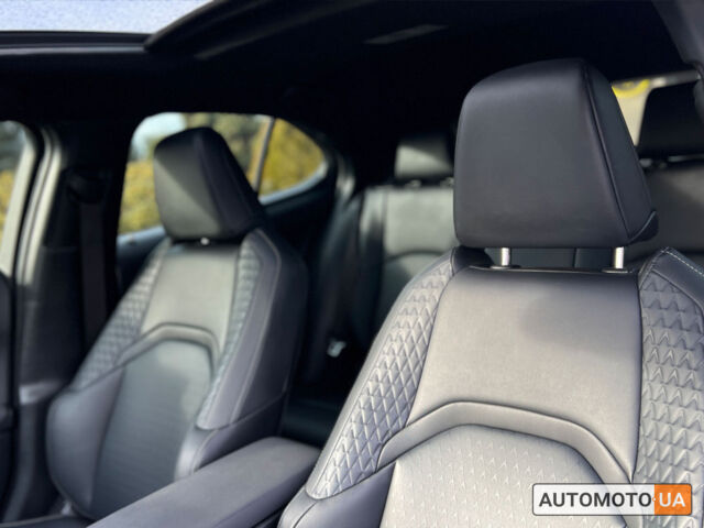 Красный Лексус UX 200, объемом двигателя 2 л и пробегом 61 тыс. км за 24999 $, фото 22 на Automoto.ua
