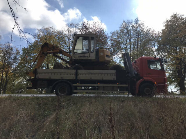 Желтый Либхерр А, объемом двигателя 2.3 л и пробегом 14 тыс. км за 15000 $, фото 3 на Automoto.ua