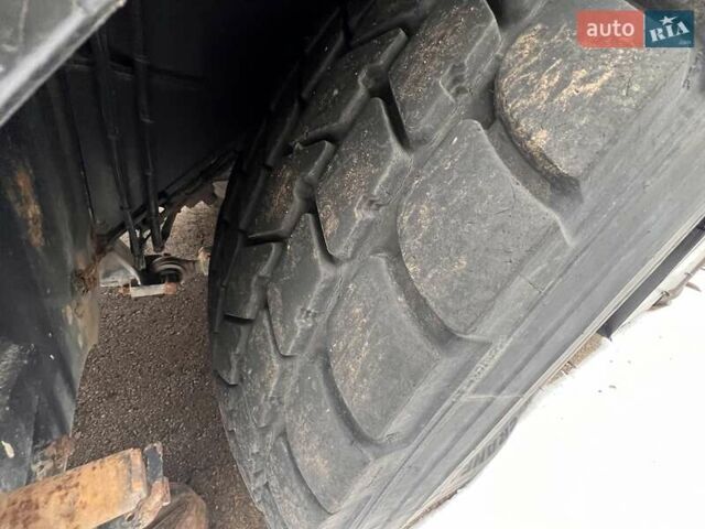 Либхерр LTM 1050/1, объемом двигателя 0 л и пробегом 100 тыс. км за 171000 $, фото 12 на Automoto.ua
