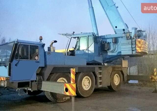 Либхерр LTM 1050/1, объемом двигателя 0 л и пробегом 100 тыс. км за 171000 $, фото 1 на Automoto.ua