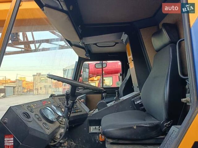 Либхерр LTM 1050/1, объемом двигателя 0 л и пробегом 98 тыс. км за 173000 $, фото 9 на Automoto.ua