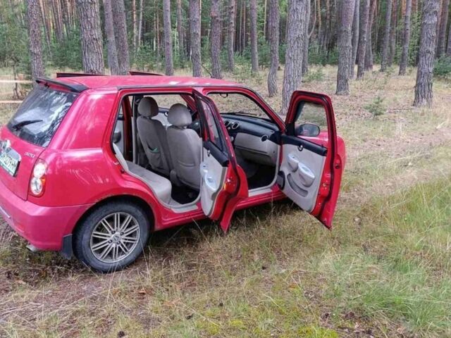 Червоний Ліфан 320, об'ємом двигуна 1.3 л та пробігом 96 тис. км за 2500 $, фото 3 на Automoto.ua