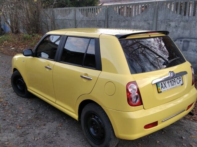 Жовтий Ліфан 320, об'ємом двигуна 1.3 л та пробігом 129 тис. км за 2900 $, фото 2 на Automoto.ua