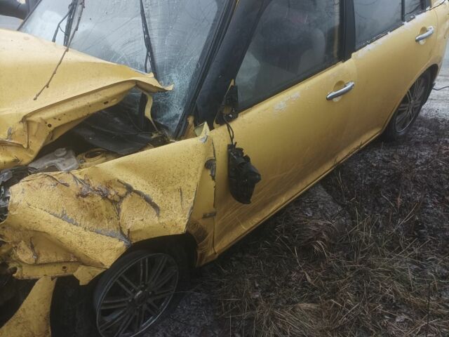 Жовтий Ліфан 320, об'ємом двигуна 1.3 л та пробігом 100 тис. км за 1400 $, фото 4 на Automoto.ua