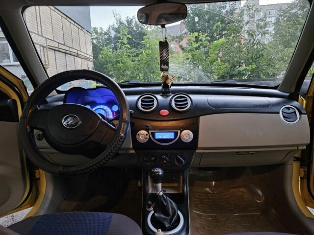 Желтый Лифан 320, объемом двигателя 1.3 л и пробегом 108 тыс. км за 2600 $, фото 11 на Automoto.ua