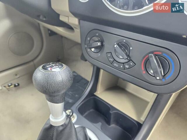 Синій Ліфан 320, об'ємом двигуна 1.3 л та пробігом 66 тис. км за 2800 $, фото 11 на Automoto.ua