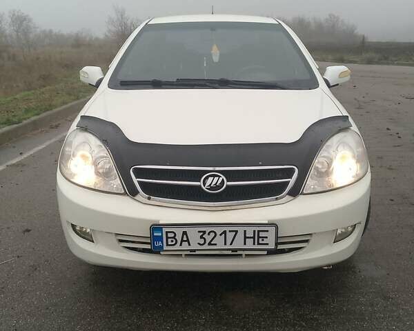 Білий Ліфан 520, об'ємом двигуна 1.34 л та пробігом 171 тис. км за 2000 $, фото 6 на Automoto.ua