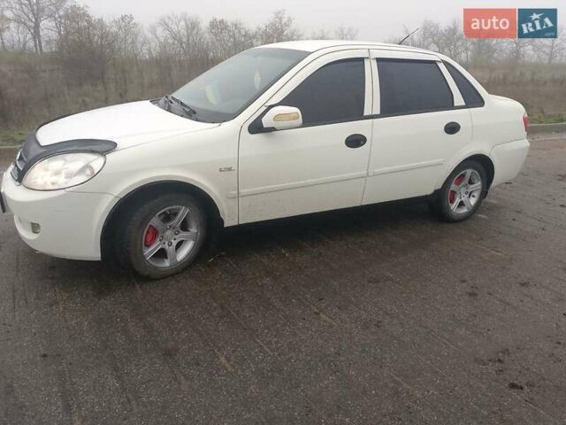 Білий Ліфан 520, об'ємом двигуна 1.34 л та пробігом 171 тис. км за 2000 $, фото 9 на Automoto.ua