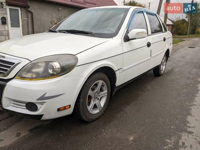 Белый Лифан 520, объемом двигателя 1.3 л и пробегом 240 тыс. км за 1900 $, фото 5 на Automoto.ua