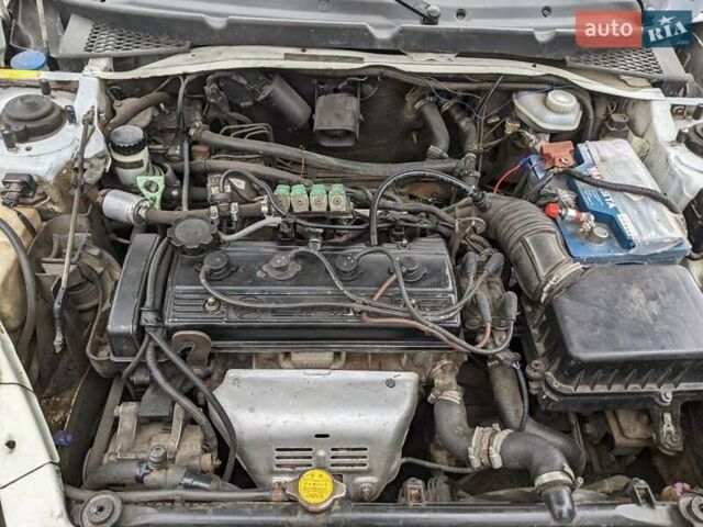 Белый Лифан 520, объемом двигателя 1.3 л и пробегом 240 тыс. км за 1900 $, фото 6 на Automoto.ua