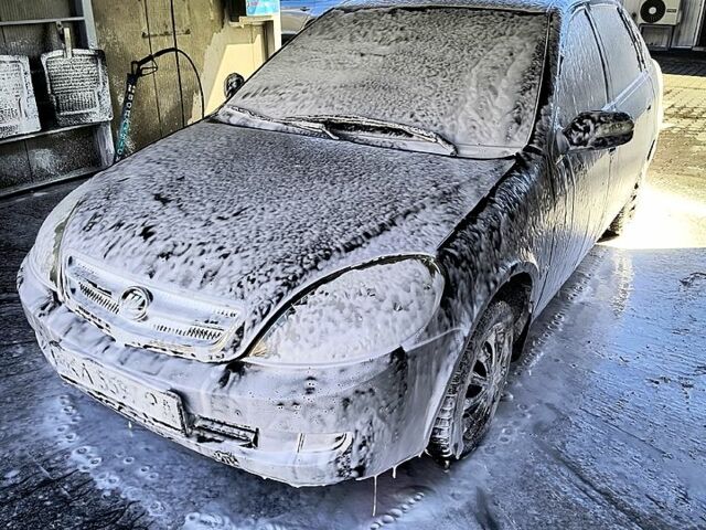 Чорний Ліфан 520, об'ємом двигуна 1.3 л та пробігом 140 тис. км за 1800 $, фото 1 на Automoto.ua