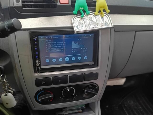 Чорний Ліфан 520, об'ємом двигуна 1.6 л та пробігом 103 тис. км за 1500 $, фото 10 на Automoto.ua