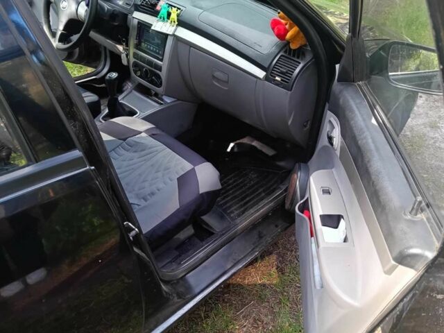 Чорний Ліфан 520, об'ємом двигуна 1.6 л та пробігом 103 тис. км за 1500 $, фото 5 на Automoto.ua