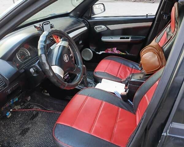 Чорний Ліфан 520, об'ємом двигуна 1.34 л та пробігом 160 тис. км за 2100 $, фото 4 на Automoto.ua