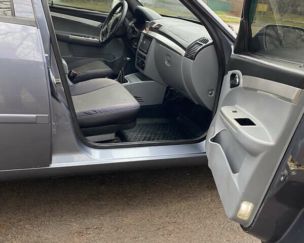 Сірий Ліфан 520, об'ємом двигуна 1.59 л та пробігом 87 тис. км за 3650 $, фото 10 на Automoto.ua