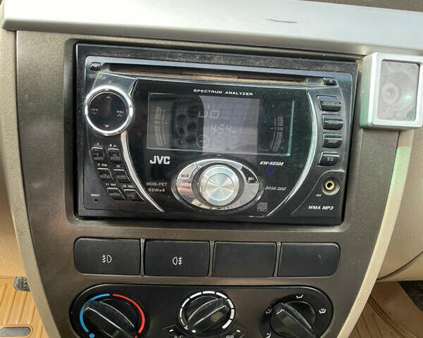 Серый Лифан 520, объемом двигателя 1.34 л и пробегом 188 тыс. км за 1400 $, фото 15 на Automoto.ua