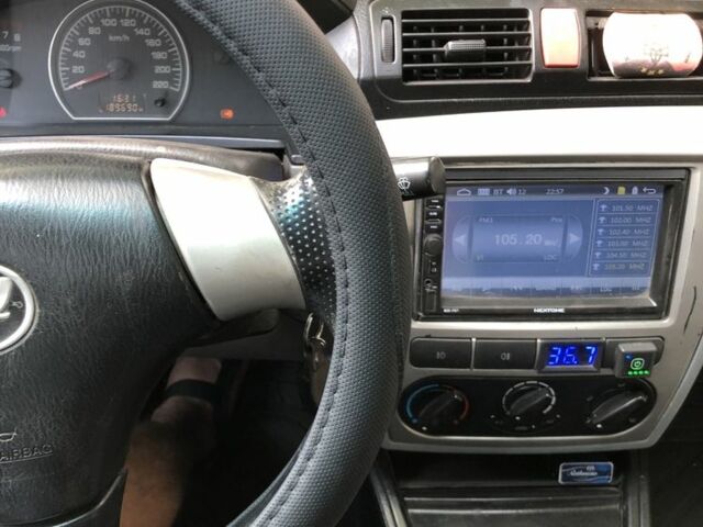 Синий Лифан 520, объемом двигателя 1.3 л и пробегом 190 тыс. км за 1999 $, фото 5 на Automoto.ua