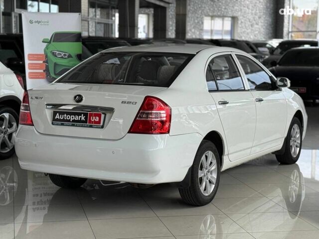 Белый Лифан 620, объемом двигателя 1.6 л и пробегом 51 тыс. км за 5490 $, фото 4 на Automoto.ua