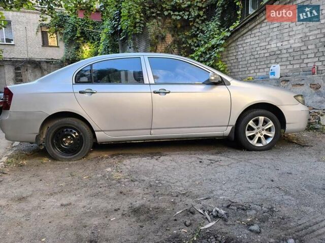 Сірий Ліфан 620, об'ємом двигуна 1.6 л та пробігом 179 тис. км за 4200 $, фото 2 на Automoto.ua
