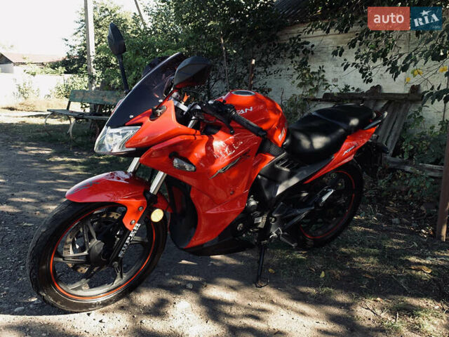 Красный Лифан КПР, объемом двигателя 0.2 л и пробегом 14 тыс. км за 1380 $, фото 2 на Automoto.ua