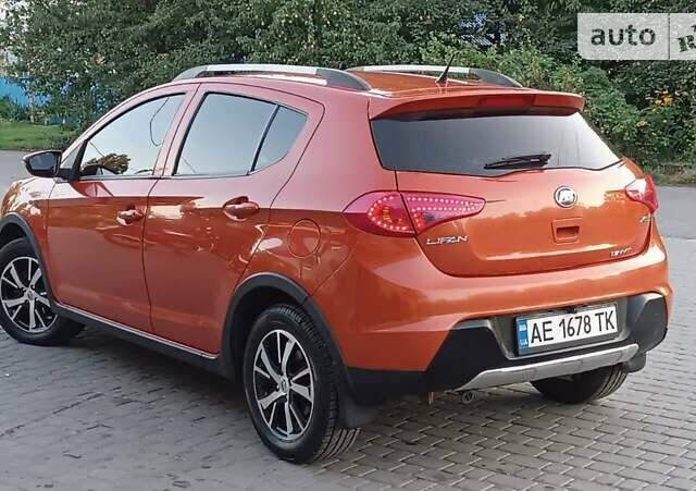 Помаранчевий Ліфан X50, об'ємом двигуна 1.5 л та пробігом 58 тис. км за 8800 $, фото 2 на Automoto.ua