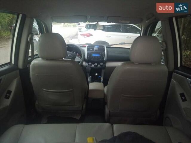 Белый Лифан Х60, объемом двигателя 1.79 л и пробегом 133 тыс. км за 4600 $, фото 7 на Automoto.ua