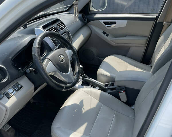 Білий Ліфан Х60, об'ємом двигуна 1.79 л та пробігом 185 тис. км за 4300 $, фото 14 на Automoto.ua
