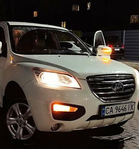 Белый Лифан Х60, объемом двигателя 1.79 л и пробегом 91 тыс. км за 5600 $, фото 2 на Automoto.ua