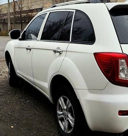 Белый Лифан Х60, объемом двигателя 1.79 л и пробегом 91 тыс. км за 5600 $, фото 11 на Automoto.ua