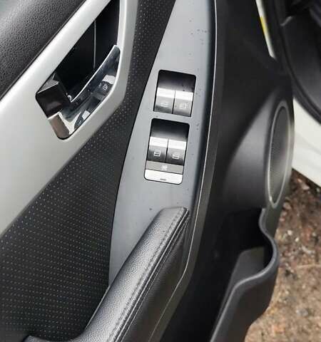 Белый Лифан Х60, объемом двигателя 1.79 л и пробегом 91 тыс. км за 5600 $, фото 15 на Automoto.ua