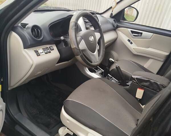 Черный Лифан Х60, объемом двигателя 1.8 л и пробегом 57 тыс. км за 4400 $, фото 4 на Automoto.ua