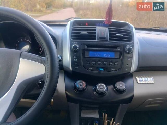 Лифан Х60, объемом двигателя 1.79 л и пробегом 183 тыс. км за 4600 $, фото 8 на Automoto.ua