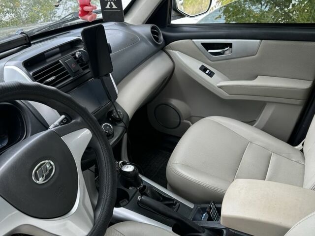 Зелений Ліфан Х60, об'ємом двигуна 1.8 л та пробігом 3 тис. км за 4200 $, фото 5 на Automoto.ua