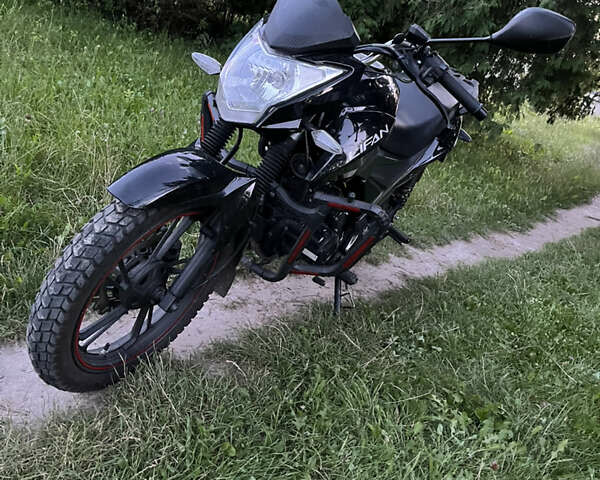 Лифан CityR 200 2020 в Костополе на Automoto.ua Черный Лифан CityR 200, объемом двигателя 0.18 л и пробегом 15 тыс. км за 800 $, фото 4 на Automoto.ua