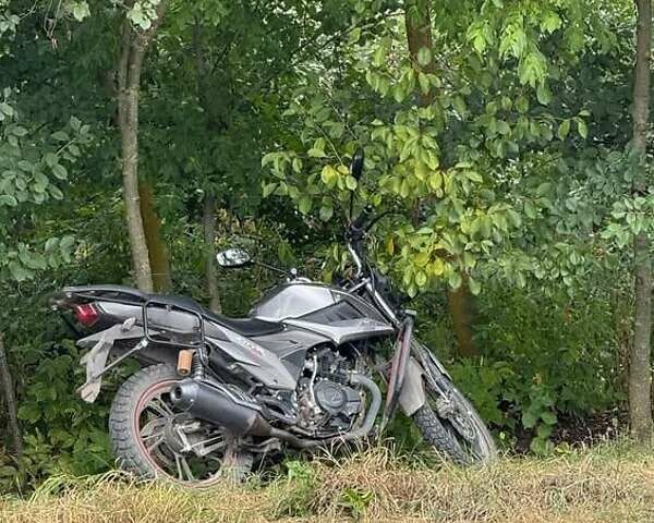 Серый Лифан CityR 200, объемом двигателя 0.18 л и пробегом 5 тыс. км за 1000 $, фото 1 на Automoto.ua