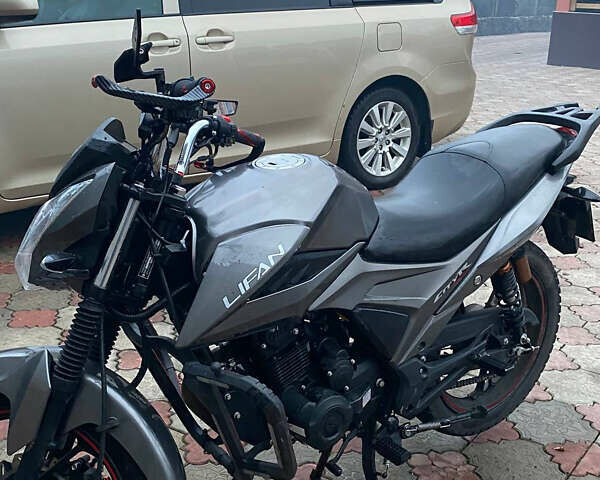 Серый Лифан CityR 200, объемом двигателя 0 л и пробегом 5 тыс. км за 1200 $, фото 2 на Automoto.ua