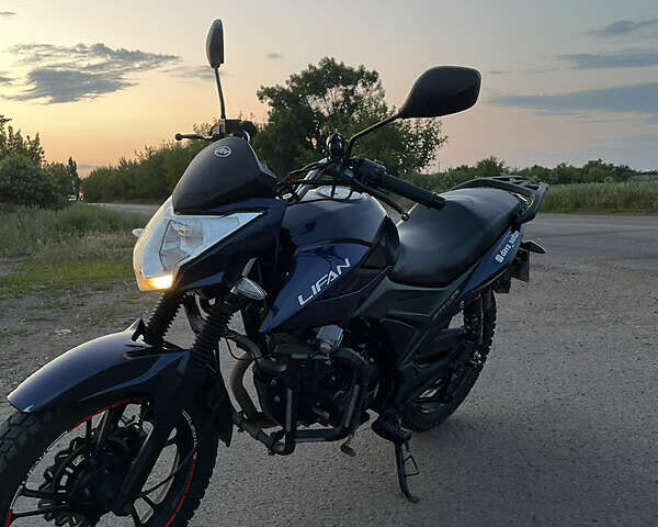 Лифан CityR 200 2022 в Первомайск на Automoto.ua Синий Лифан CityR 200, объемом двигателя 0.18 л и пробегом 9 тыс. км за 1088 $, фото 4 на Automoto.ua